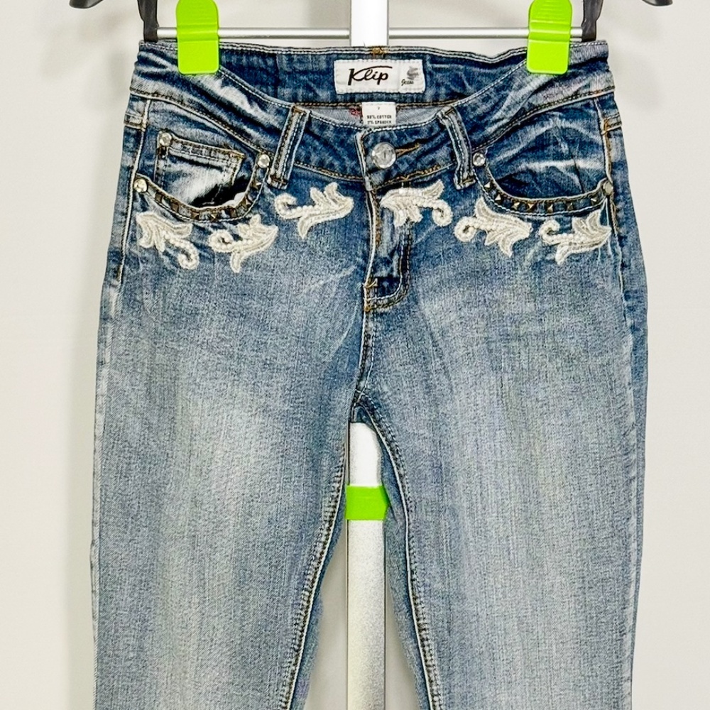 Klip Jeans Embellished Bootcut Denim – Size 7, Pearl & Stud Detail